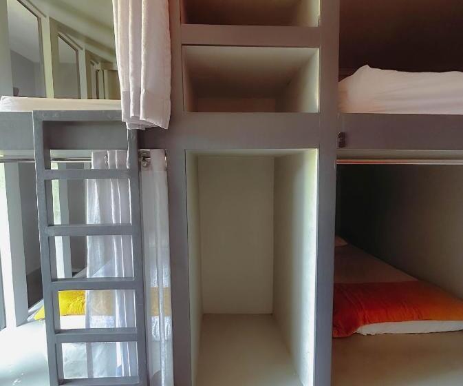 Arch Dormitorio Cenang Hostel