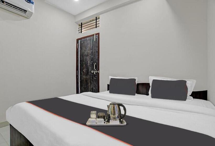 Hotel Fabexpress Dream Palace