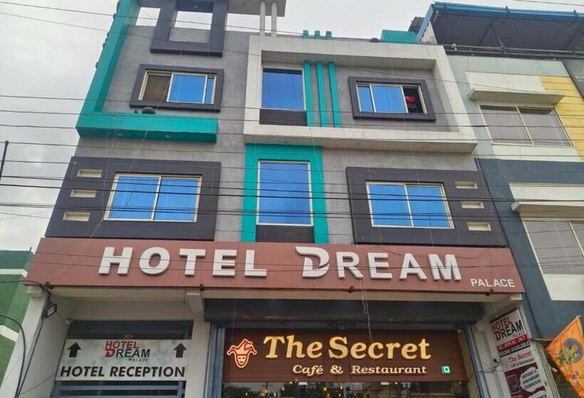 Hotel Fabexpress Dream Palace