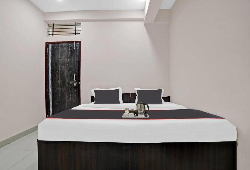 Hotel Fabexpress Dream Palace