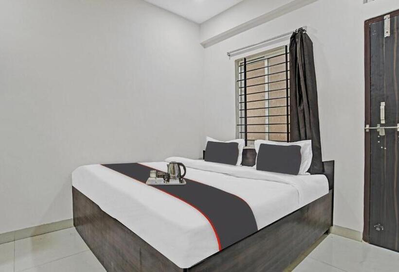 Hotel Fabexpress Dream Palace