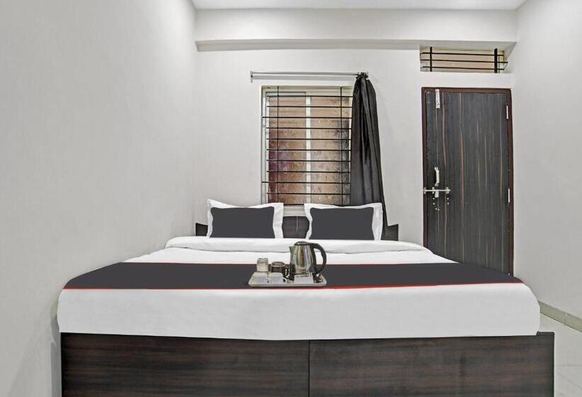 Hotel Fabexpress Dream Palace