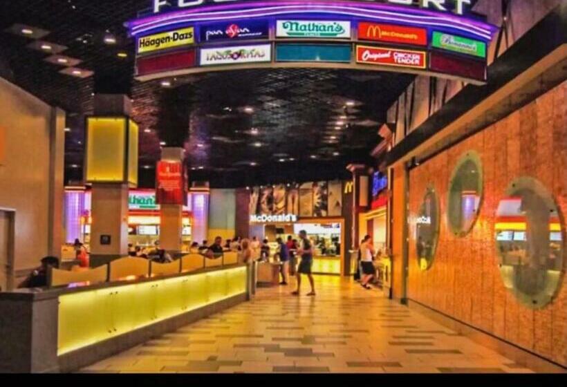 Jet Luxury Elite At The Signature