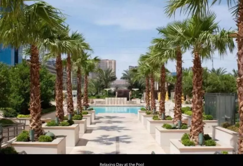 Jet Luxury Elite At The Signature