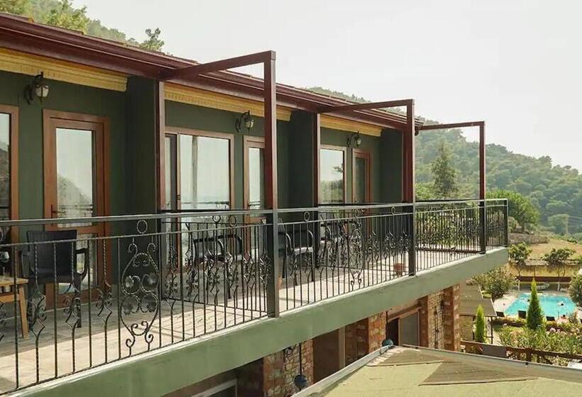 Onur Motel Faralya Fethi̇ye