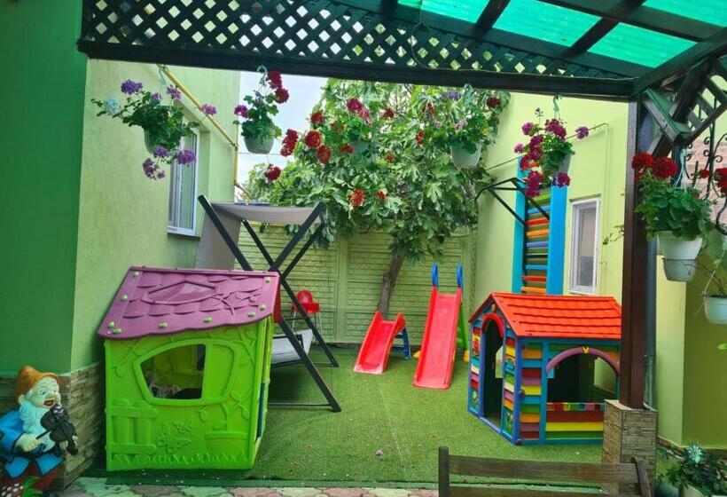 بنسيون Casa Bianca