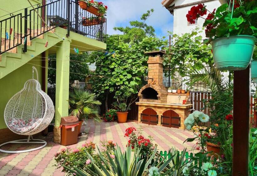 بنسيون Casa Bianca