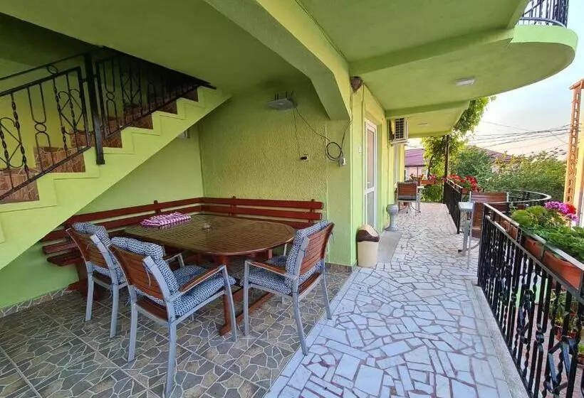 Pensió Casa Bianca