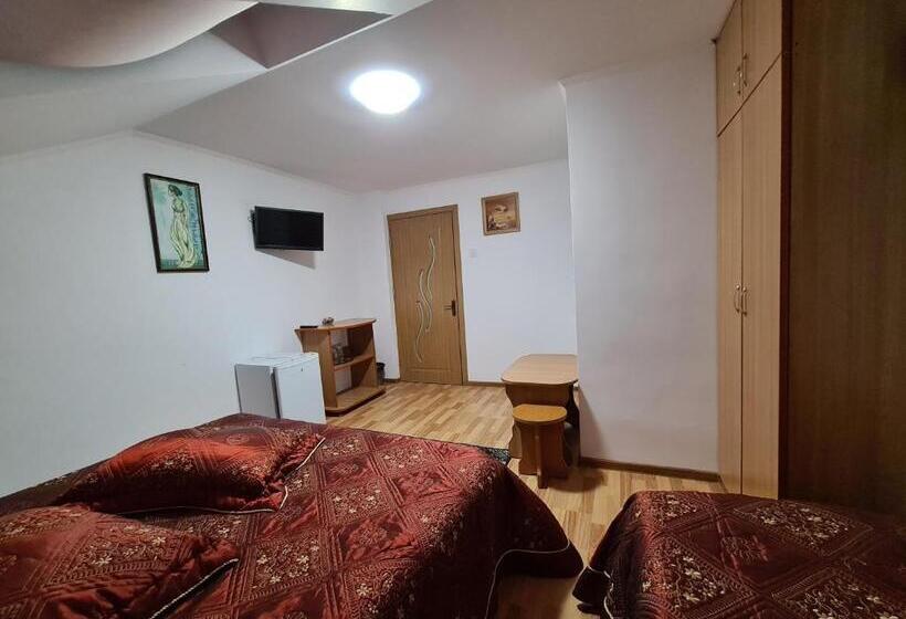 بنسيون Casa Bianca