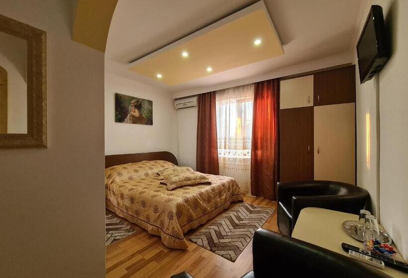 بنسيون Casa Bianca