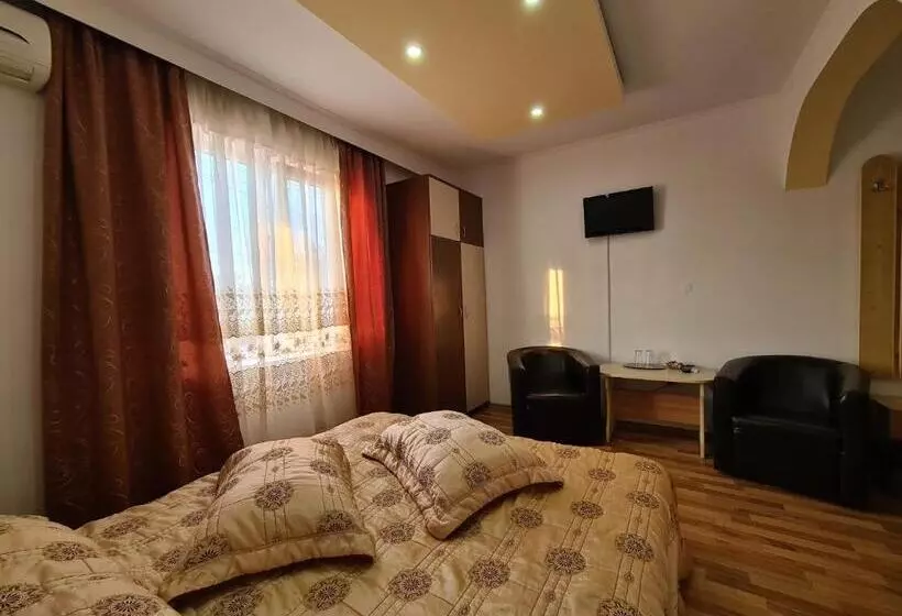 Pensió Casa Bianca
