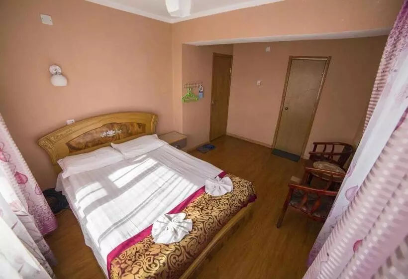 Danista Nomads Tour Hostel