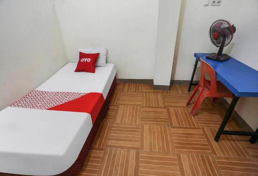 فندق Oyo 90825  Lizha 2