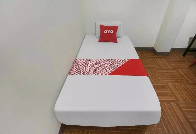 Hotelli Oyo 90825  Lizha 2