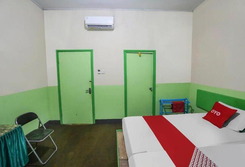 فندق Oyo 90825  Lizha 2