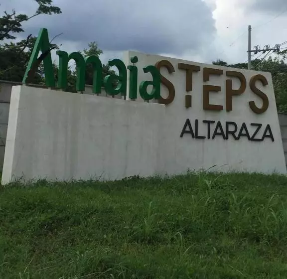 ホテル Staycation Condo With Pool Near Sm Tungko, Bulacan