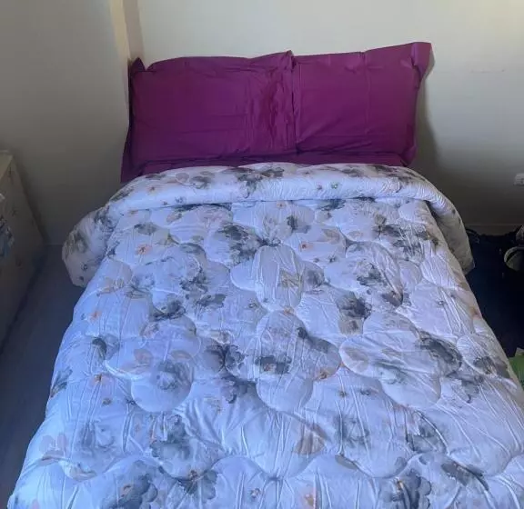 ホテル Staycation Condo With Pool Near Sm Tungko, Bulacan