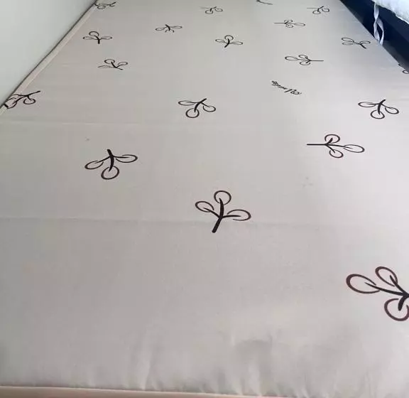 ホテル Staycation Condo With Pool Near Sm Tungko, Bulacan