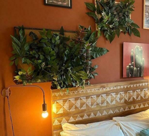 پانسیون Coderooms