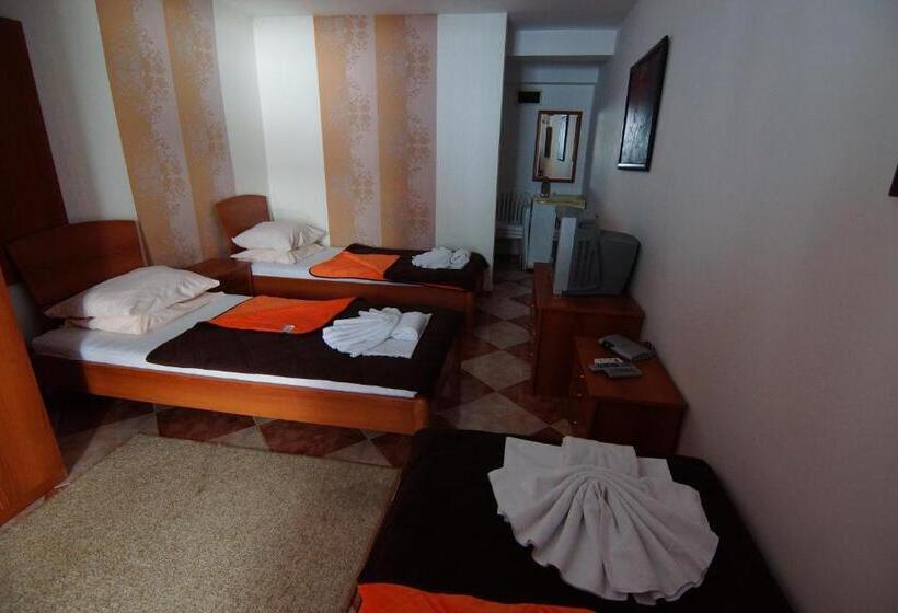 تختخواب و صبحانه Guesthouse Villa Gaga