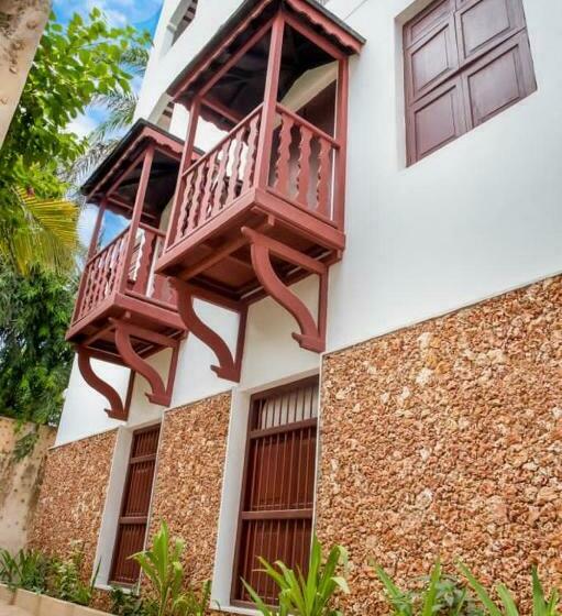 هتل Royal House Shela