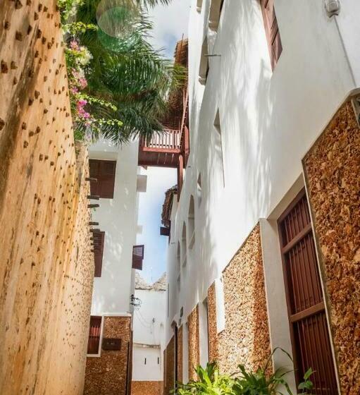 هتل Royal House Shela