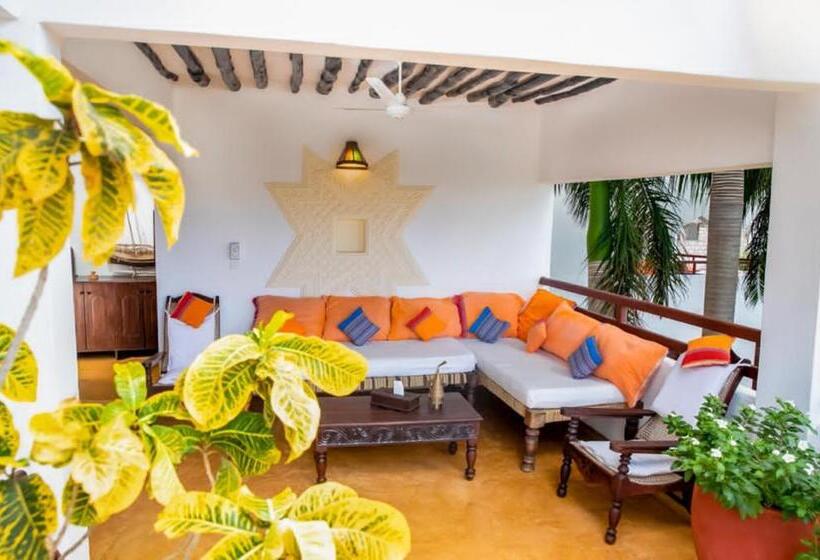 هتل Royal House Shela