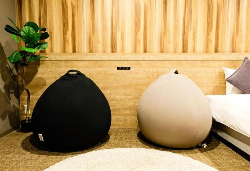 Takuto Hotel Osaka Shinsaibashi