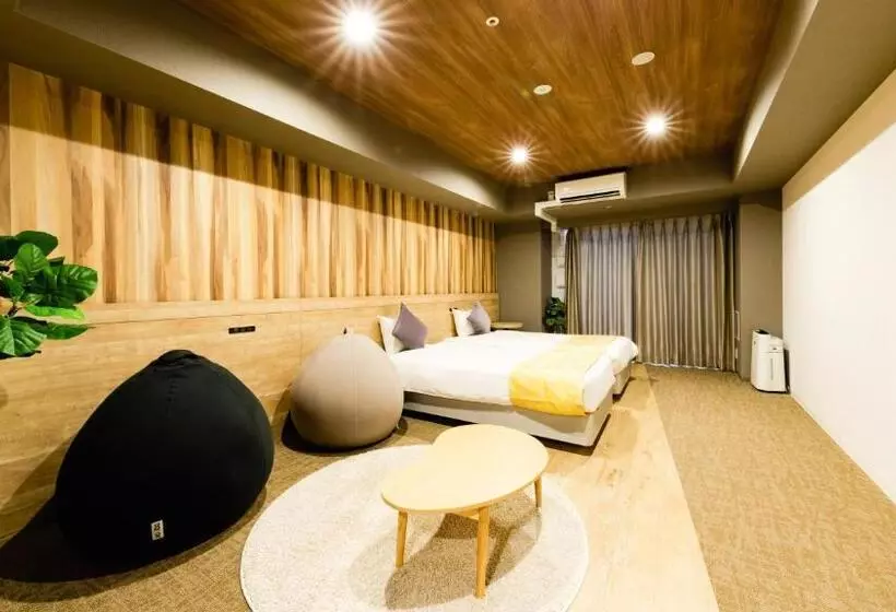 Takuto Hotel Osaka Shinsaibashi