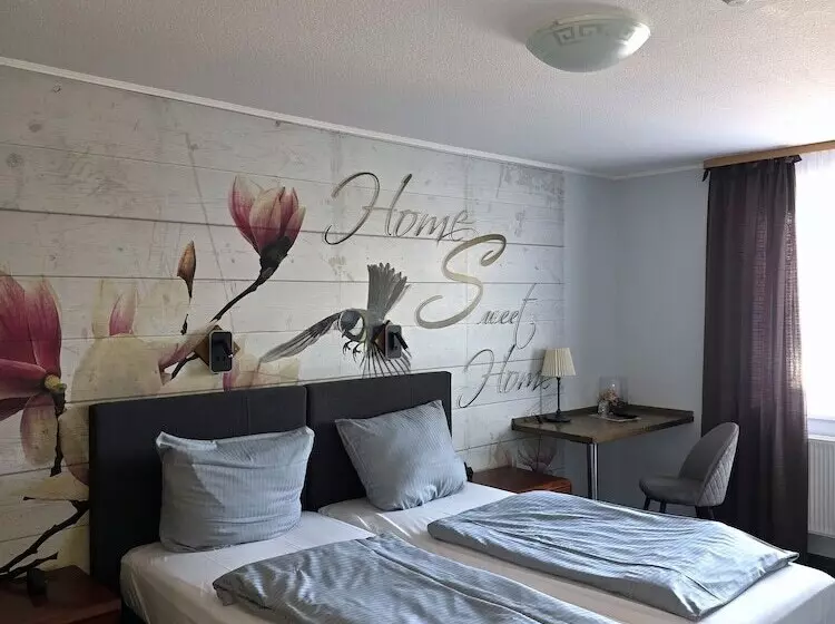 Aamiaismajoitus (B&B) Lieth Hotel Grünreich