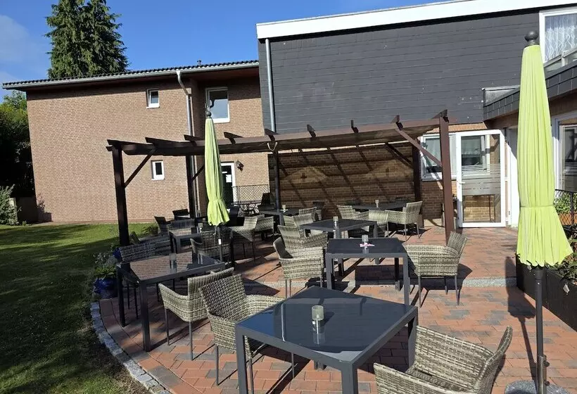 Aamiaismajoitus (B&B) Lieth Hotel Grünreich