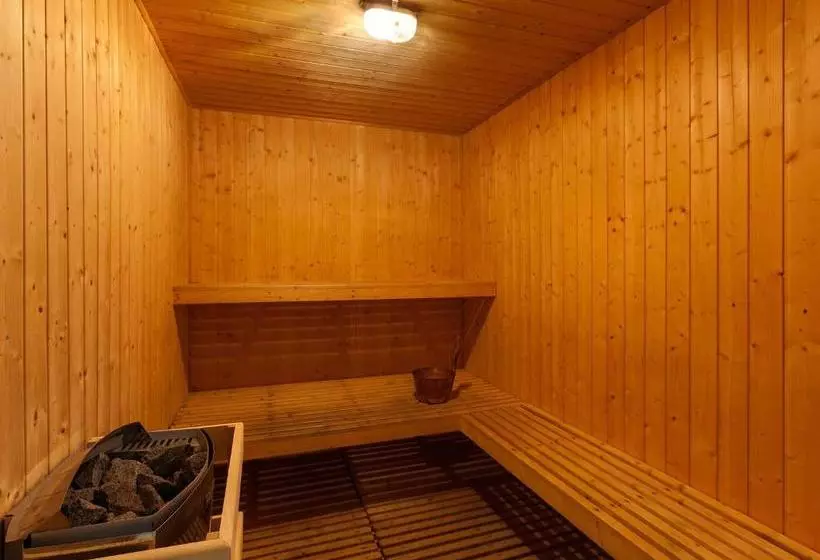 Crown Resorts Club Calahonda