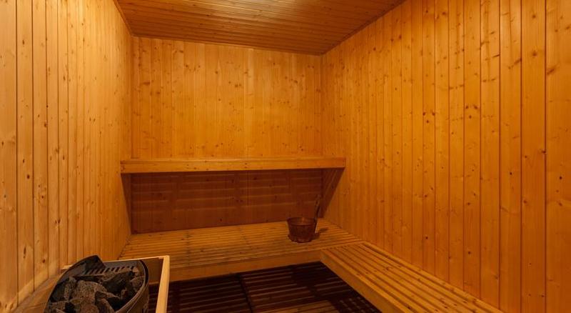 Crown Resorts Club Calahonda