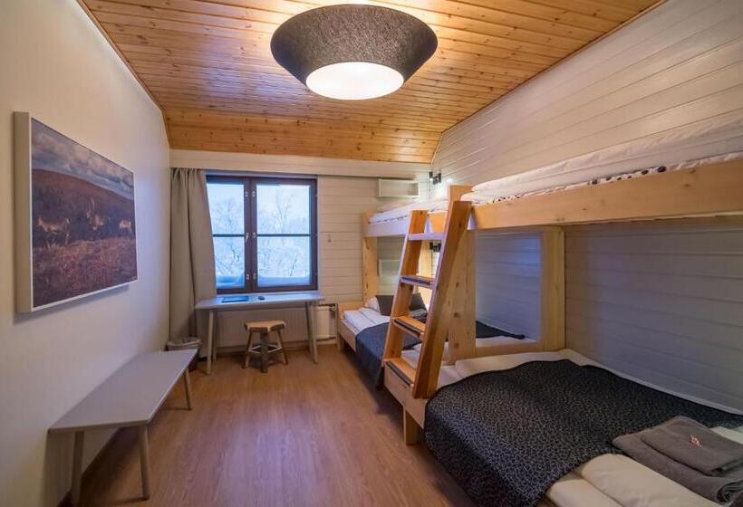 Fell Centre Kiilopää, Hotelli Niilanpää