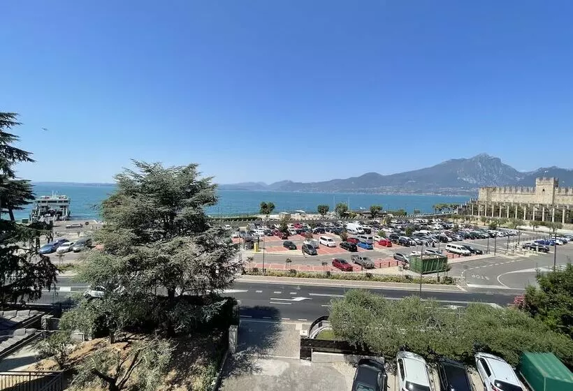 ホテル Al Castello