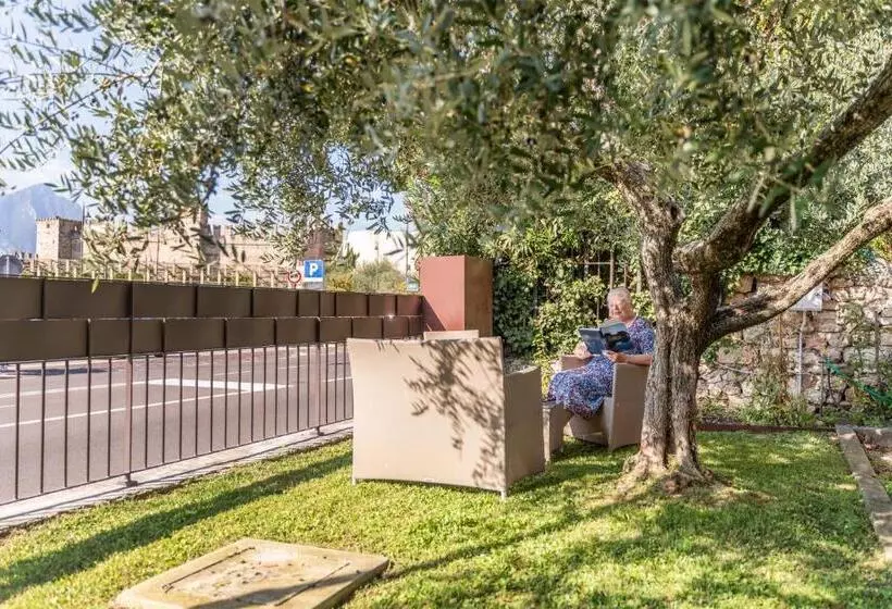 ホテル Al Castello