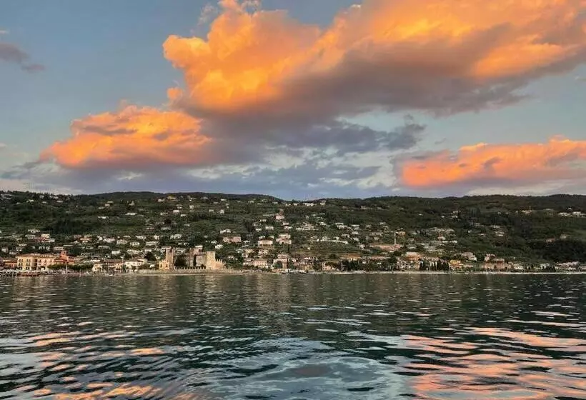 ホテル Al Castello