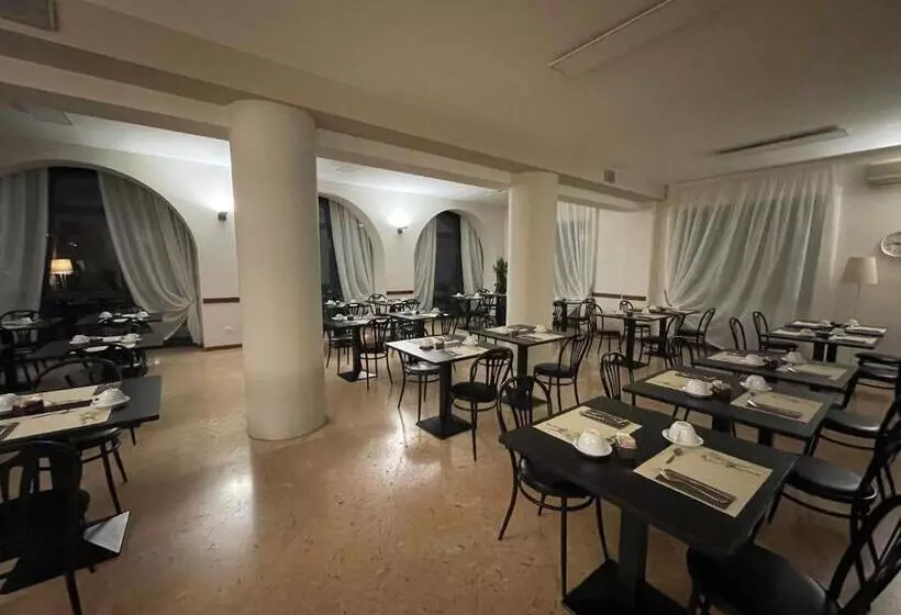 ホテル Al Castello