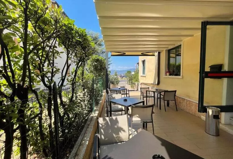 ホテル Al Castello