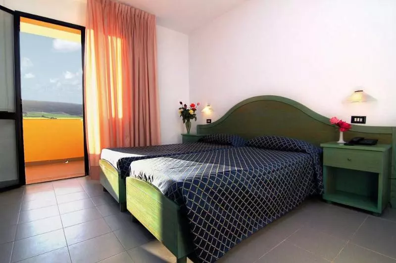 هتل Cala Dei Pini