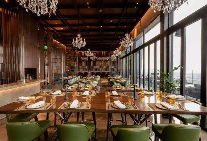 فندق Conrad Pune By Hilton