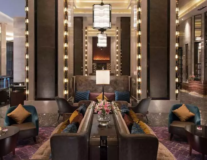 فندق Conrad Pune By Hilton