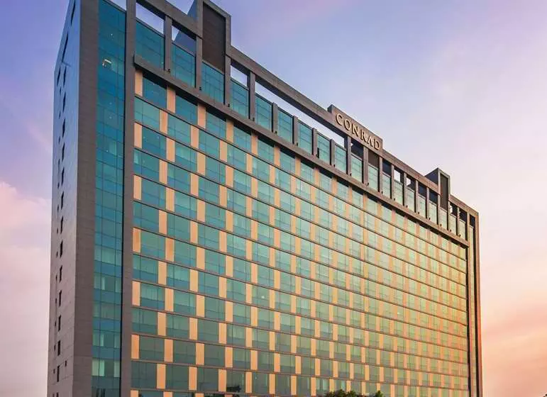 فندق Conrad Pune By Hilton