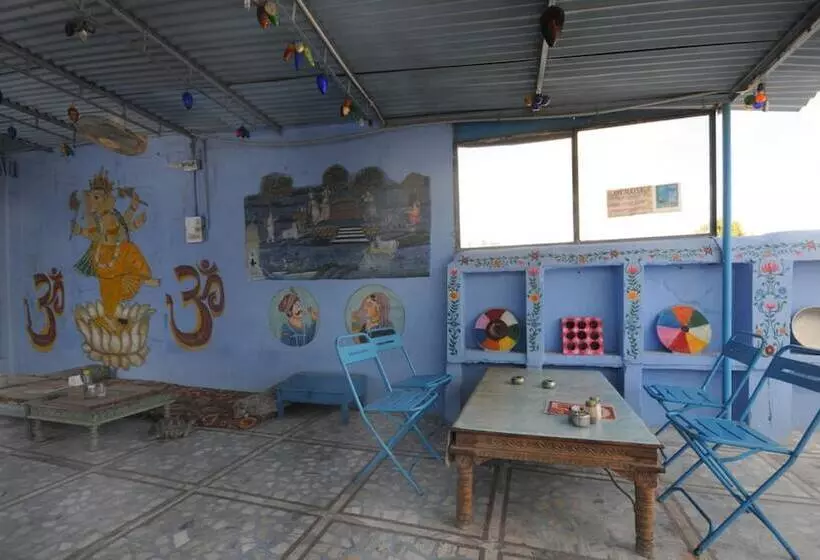 هتل Cosy Guest House