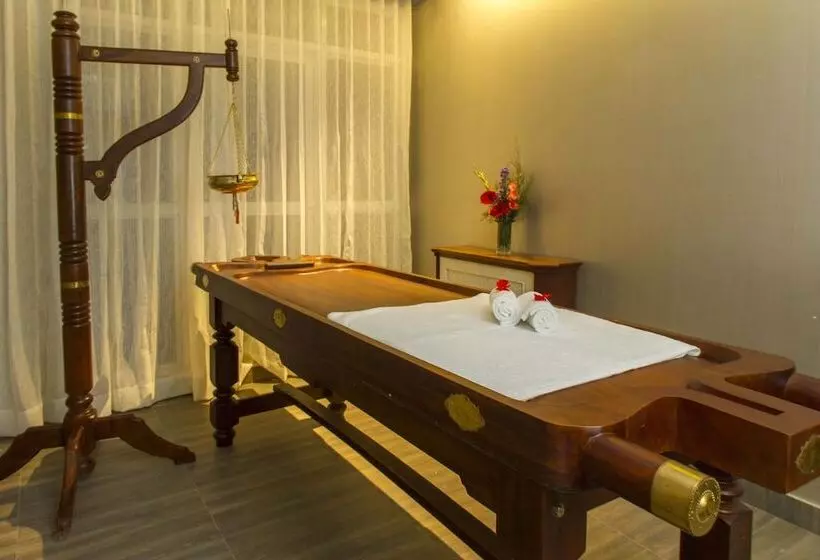 فندق Fragrant Nature Munnar   A Five Star Classified