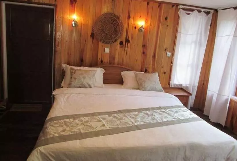 Hotelli Golden Empress