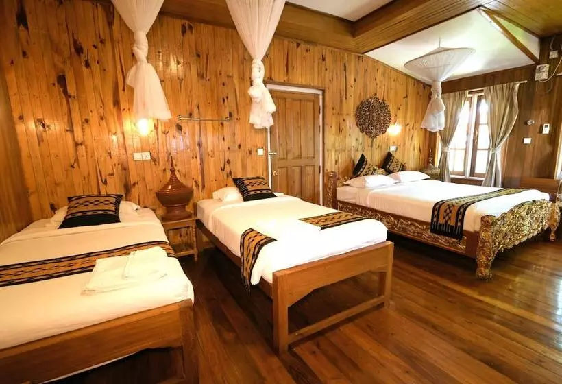 Hotelli Golden Empress