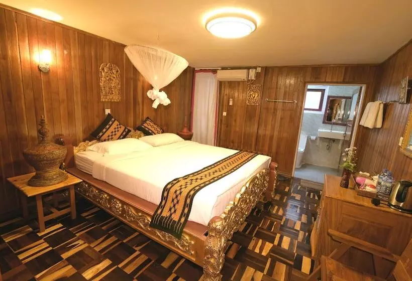 Hotelli Golden Empress