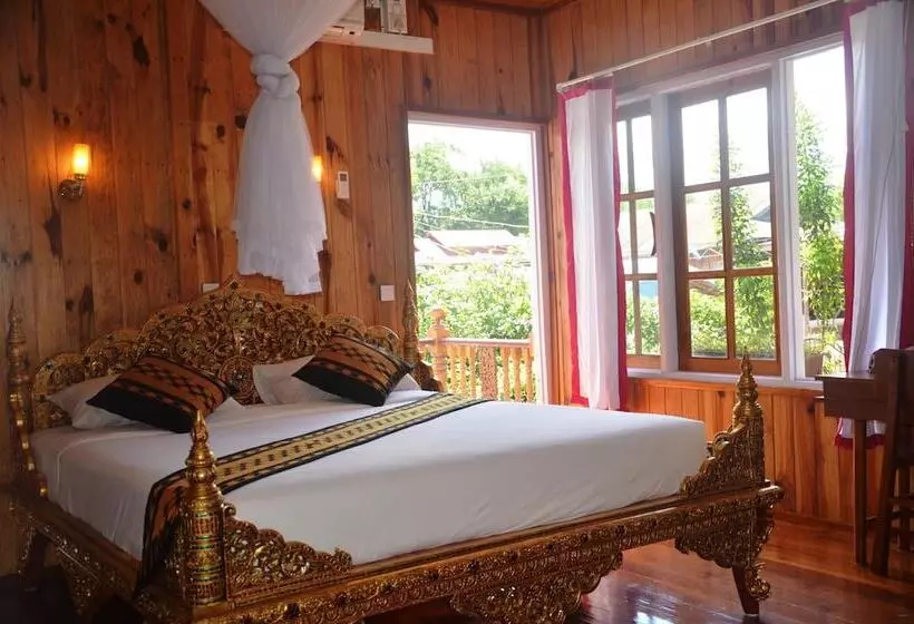 Hotelli Golden Empress