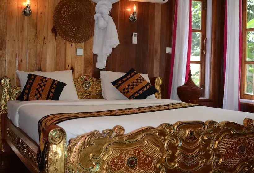 Hotelli Golden Empress